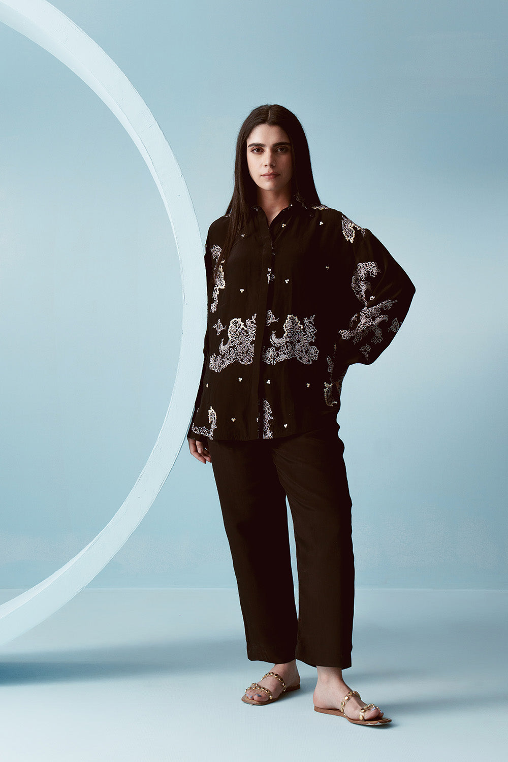 Kavya Singh Kundu – The Verandah